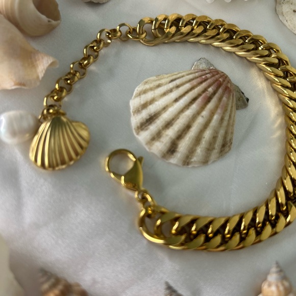 Chunky Vintage Gold plated bracelet - Picture 2 of 2